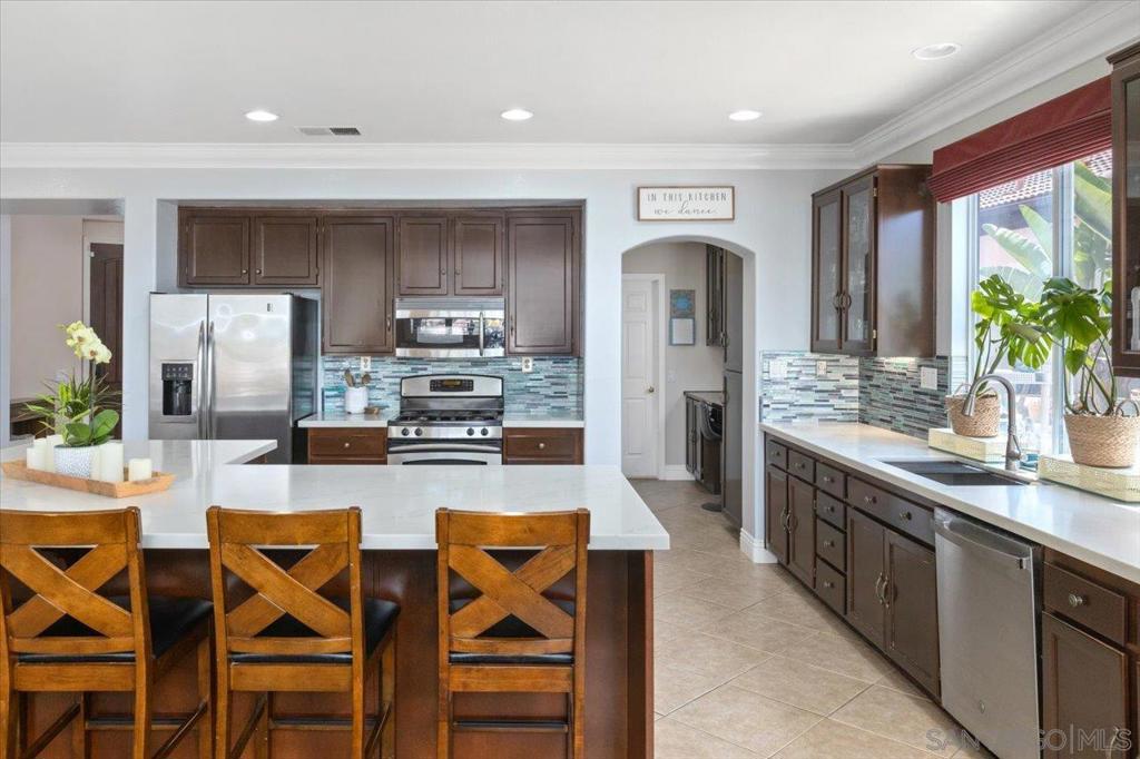 218 Falcon Pl - photo 11