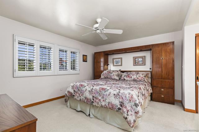 5353 Westknoll Dr, San Diego CA: https://media.crmls.org/mediaz/46306b26-6345-4bbf-8996-12bca2f1a867.jpg