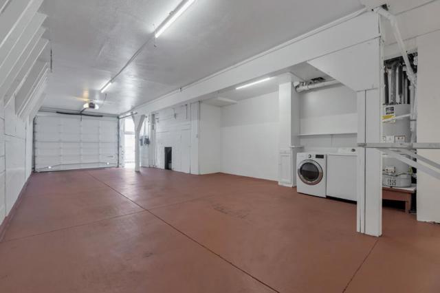 835 Alabama Street, San Francisco CA: https://media.crmls.org/mediaz/4631c033-6766-48ce-b7de-c8ea72a18bad.jpg