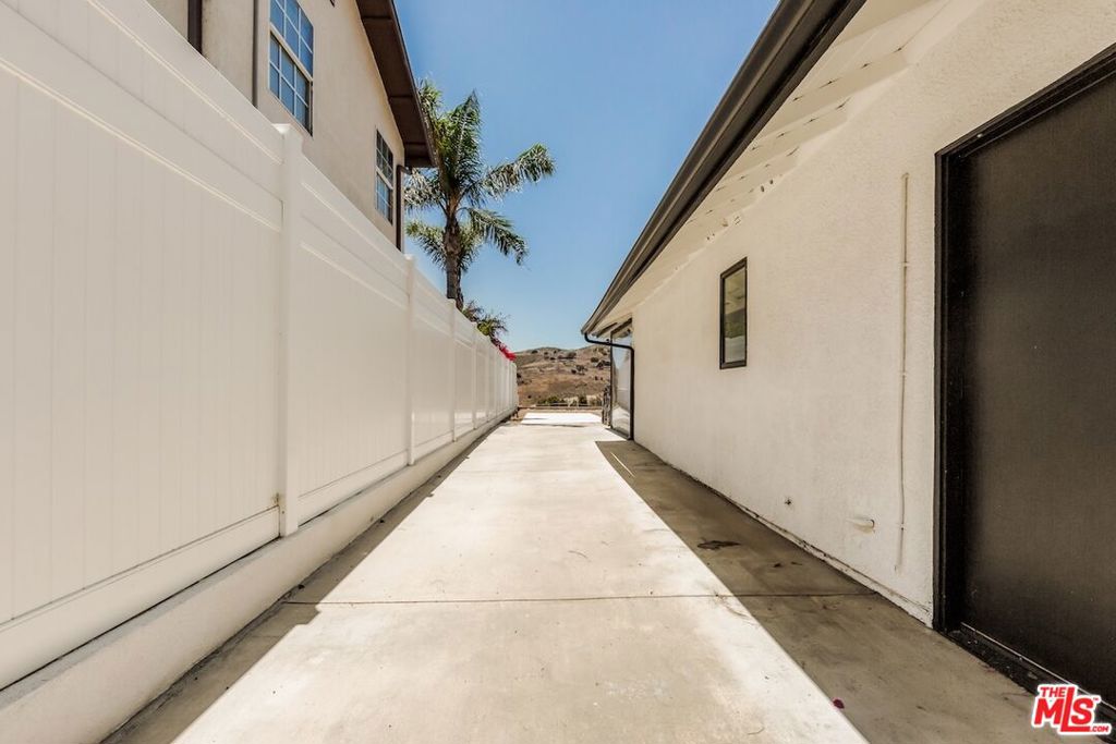 MLS #26875713 image #31
