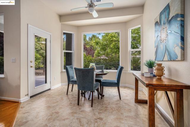 1012 Centennial Drive, Brentwood CA: https://media.crmls.org/mediaz/46320614-b81c-4c8f-a20f-22e1713514f8.jpg