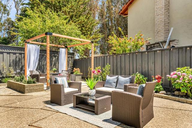 6 Whitecliff Court, San Mateo CA: https://media.crmls.org/mediaz/46325f05-6012-48c2-bb73-b843aa394c5f.jpg