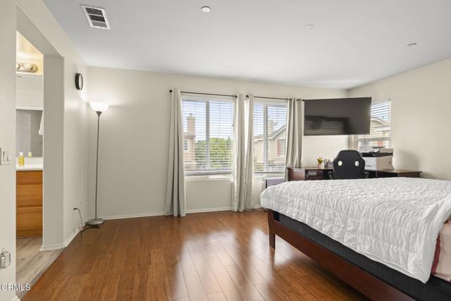 371 Huerta Street, Oxnard CA: https://media.crmls.org/mediaz/4632b3d0-171f-4f35-9c08-ee0de7b2a0ed.jpg