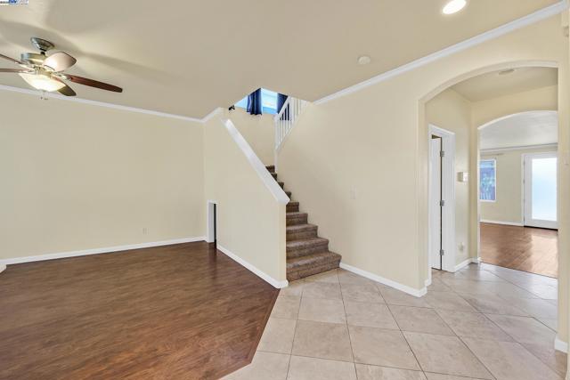 1419 Nubian St, Patterson CA: https://media.crmls.org/mediaz/4633d3c2-917c-4d18-903b-f60b37c0747a.jpg