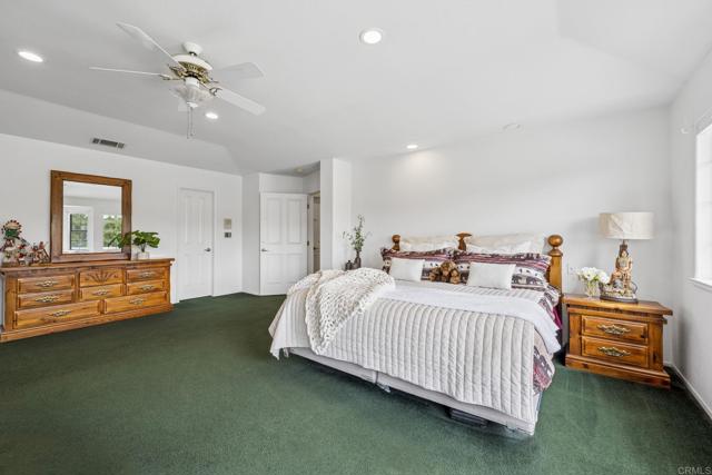 3048 Jason Road, Fallbrook CA: https://media.crmls.org/mediaz/46342059-e2b3-4181-acd8-5dac28cfe2c0.jpg