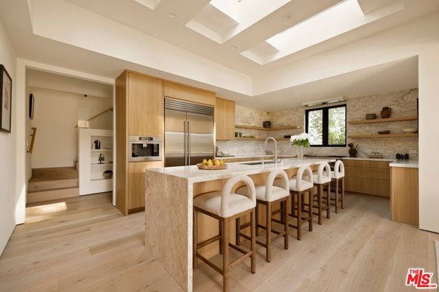 Image 6 of 21 For 3565 Crownridge Drive