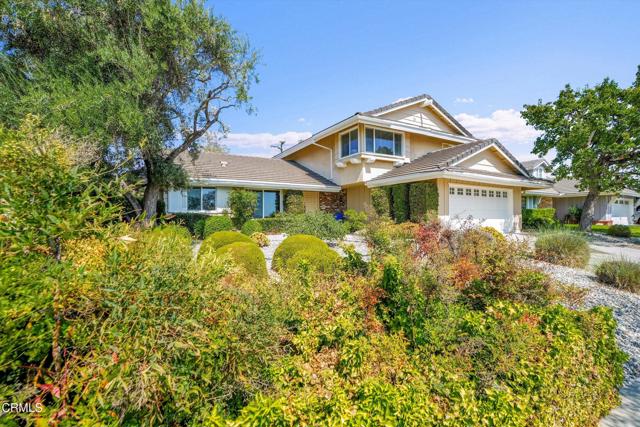 19015 Braemore Road, Porter Ranch CA: https://media.crmls.org/mediaz/46350378-28b7-41b8-8d82-14eed3f655cc.jpg