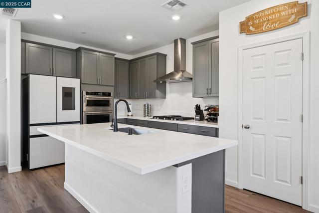 5013 Shefford Ct, Vacaville CA: https://media.crmls.org/mediaz/463580ca-f949-4745-9744-4cce1454acd7.jpg