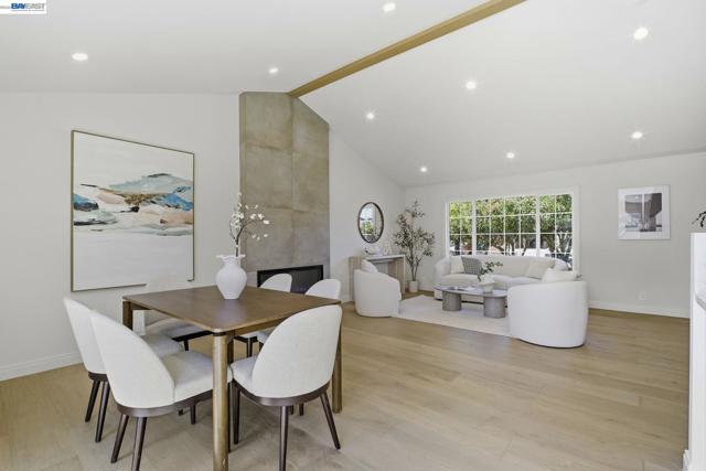 Image 4 of 39 For 7574 Birkdale Dr