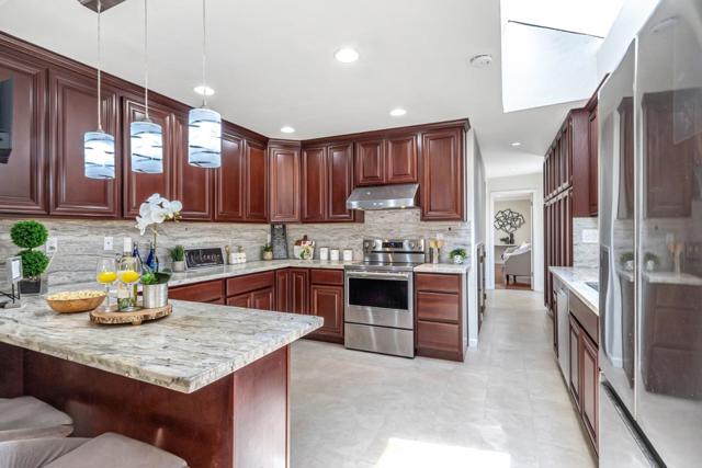 957 Vernie Court, Cupertino CA: https://media.crmls.org/mediaz/463678ae-9086-4c33-9528-4f14c7cb355d.jpg