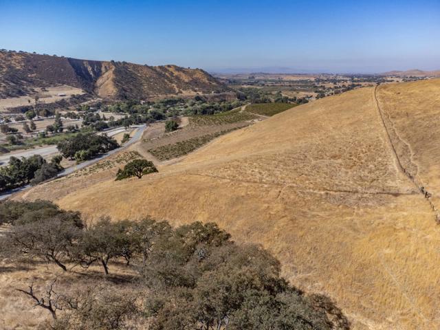 0 Airline Highway, Tres Pinos CA: https://media.crmls.org/mediaz/46377801-403b-4c0a-9c7b-8658069cff39.jpg