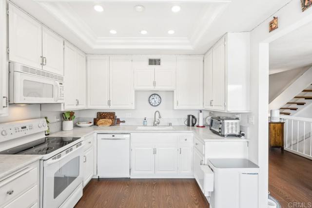 Detail Gallery Image 21 of 35 For 6986 Caminito Perico, San Diego,  CA 92119 - 2 Beds | 2/1 Baths