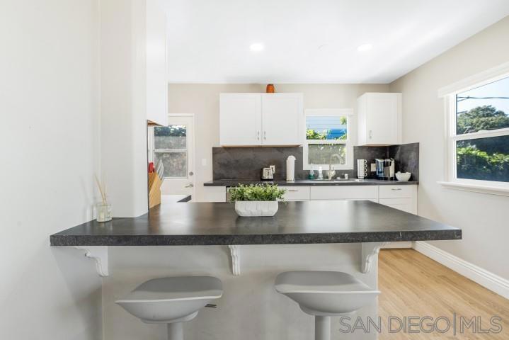 1735 Froude St - photo 11