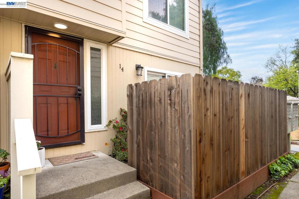 1255 Detroit Ave #14