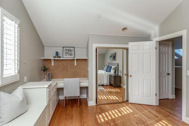 Image 17 of 65 For 14725 Live Oak Lane