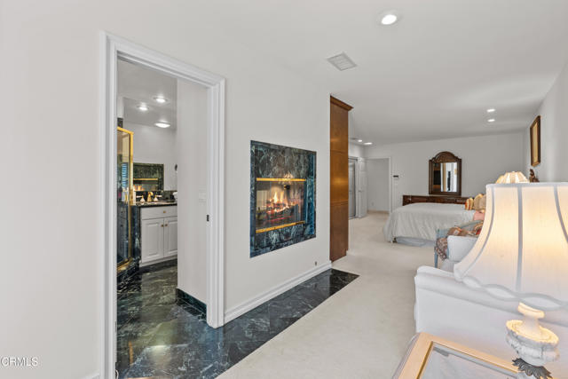 Detail Gallery Image 32 of 63 For 4240 Reyes Dr, Los Angeles,  CA 91356 - 4 Beds | 4/1 Baths