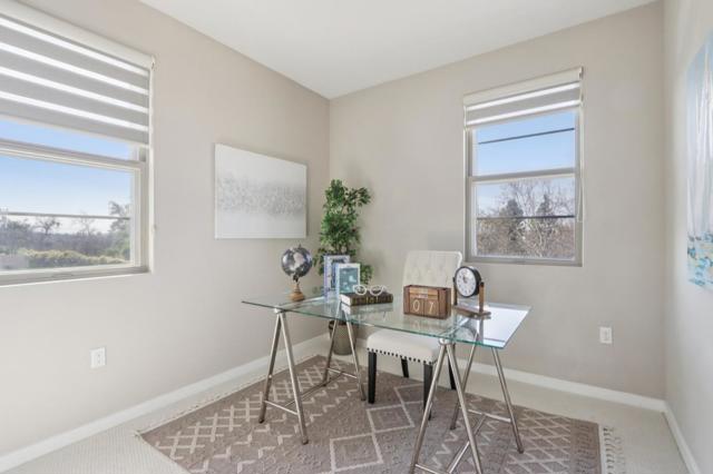 951 Arrowleaf Place, San Jose CA: https://media.crmls.org/mediaz/4639b75e-d565-45e1-b18b-02a9228bb195.jpg