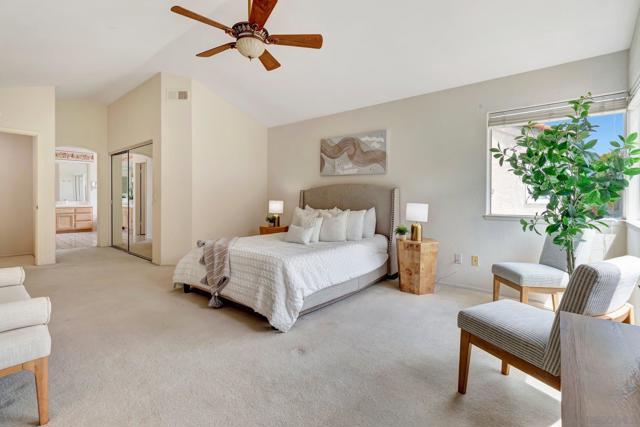 11515 Corte Playa Las Brisas, San Diego CA: https://media.crmls.org/mediaz/463a87e7-f749-400a-aca3-b1b69beacf9f.jpg