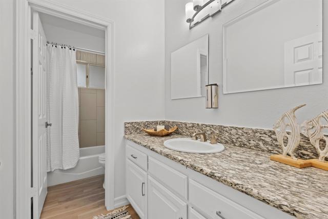 2610 Acuna Ct, Carlsbad CA: https://media.crmls.org/mediaz/463aac30-d273-407d-9340-ad574b96dc0f.jpg