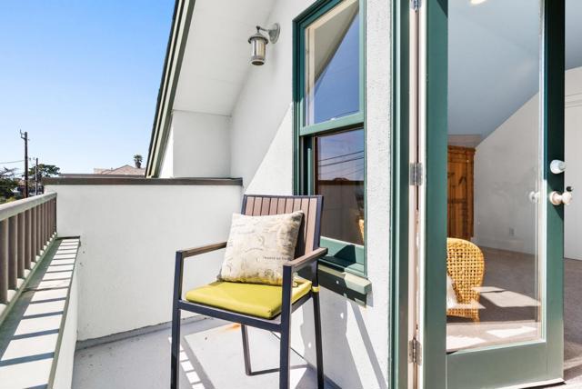 910 Pelton Avenue, Santa Cruz CA: https://media.crmls.org/mediaz/463aad1d-b8d8-41aa-a071-c914f503007c.jpg