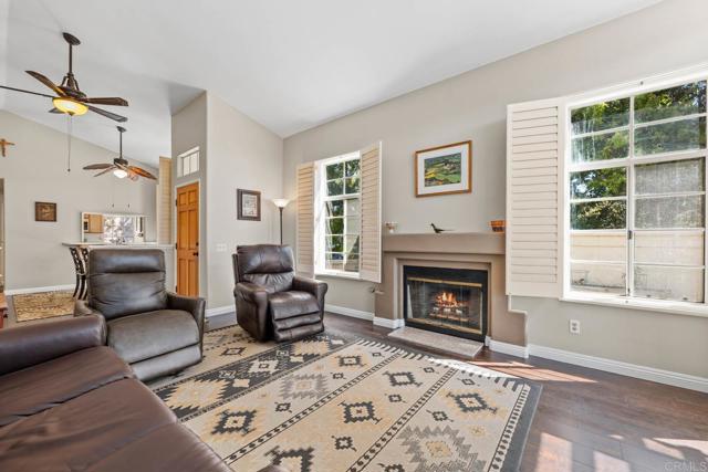 Detail Gallery Image 4 of 22 For 11738 Monte View Ct, El Cajon,  CA 92019 - 3 Beds | 2 Baths