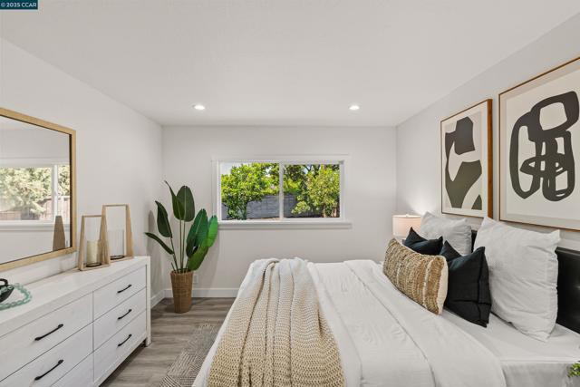 3319 Claudia Dr, Concord CA: https://media.crmls.org/mediaz/463bec19-5dcf-4003-aed3-25baaef8b644.jpg