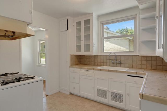 523 Hull Avenue, San Jose CA: https://media.crmls.org/mediaz/463bfa85-f669-4dea-8ae4-59cf7de68533.jpg