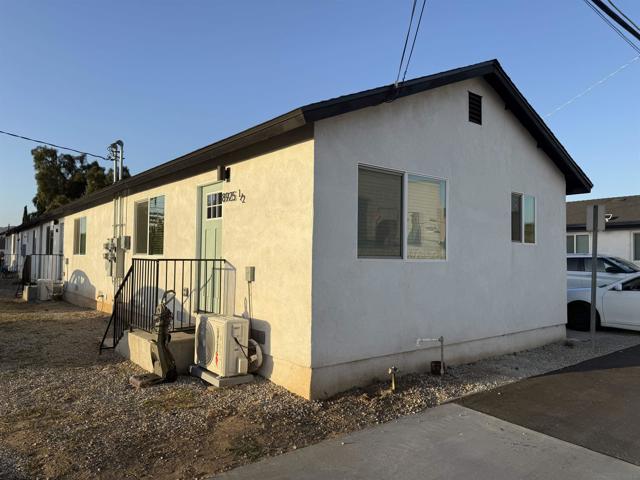 Image 9 of 10 For 8925 Cottonwood Ave