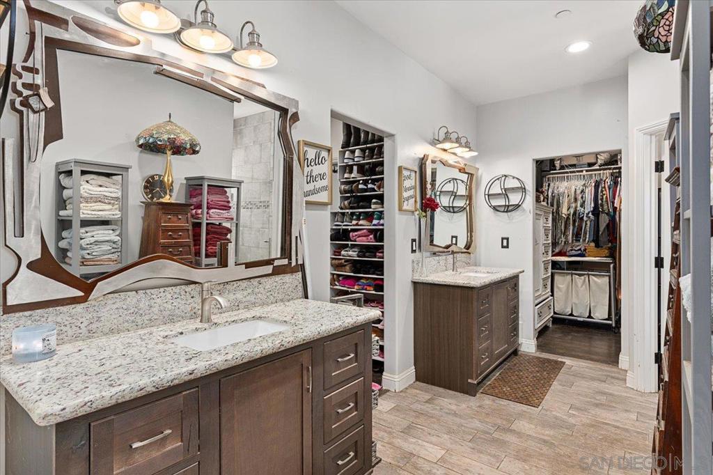 MLS #250034986SD image #34