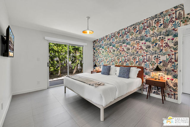 587 N Calle Marcus, Palm Springs CA: https://media.crmls.org/mediaz/463c629a-81cc-4824-b665-774501e37686.jpg