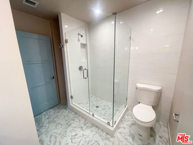 1241 N Crescent Heights Boulevard, West Hollywood CA: https://media.crmls.org/mediaz/463d57be-4675-440b-9df8-67eaa628664b.jpg