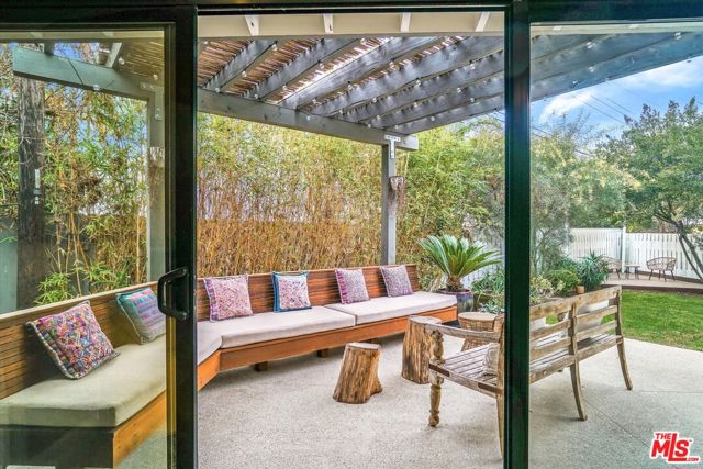 3719 Butler Avenue, Los Angeles CA: https://media.crmls.org/mediaz/463ebca0-382c-4bf5-9b6e-b92163c54490.jpg