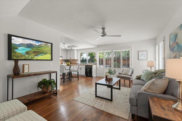 5420 Century Plaza Way, San Jose CA: https://media.crmls.org/mediaz/464036a7-f1a8-4906-8234-06cf579243c8.jpg