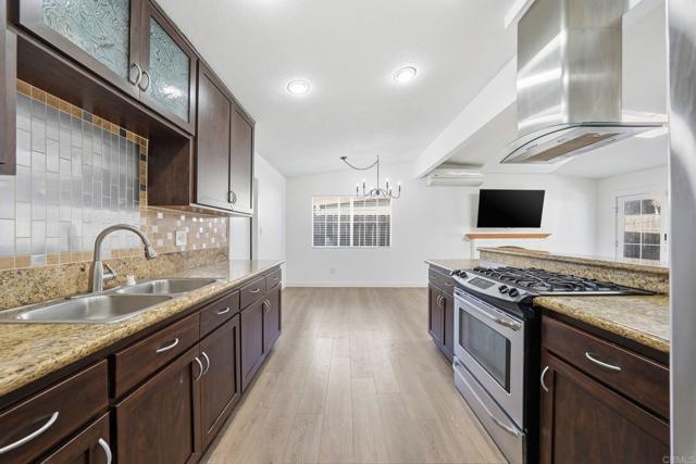 Detail Gallery Image 2 of 24 For 1115 Oasis Ave, Chula Vista,  CA 91911 - 4 Beds | 2 Baths