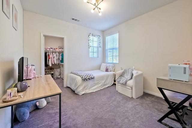 5324 Bella Vista St, Santee CA: https://media.crmls.org/mediaz/4640ca05-b59d-4dbf-92ae-65da8d367839.jpg