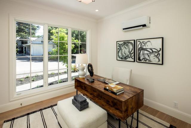 1310 Bay Laurel Drive, Menlo Park CA: https://media.crmls.org/mediaz/46414510-58b4-4a2f-b0a7-49ab373cf0a5.jpg