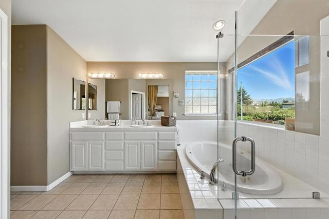 848 Talbot Drive, Morgan Hill CA: https://media.crmls.org/mediaz/4641c6ed-b7db-4e0f-9a8d-7c44c0dc07eb.jpg