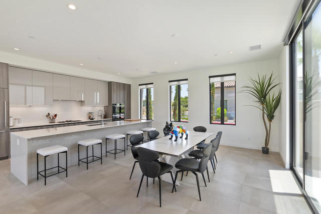 57939 Santo Thomas, La Quinta CA: https://media.crmls.org/mediaz/46424d2c-44dc-47ad-aa5a-a58eb3d631c5.jpg