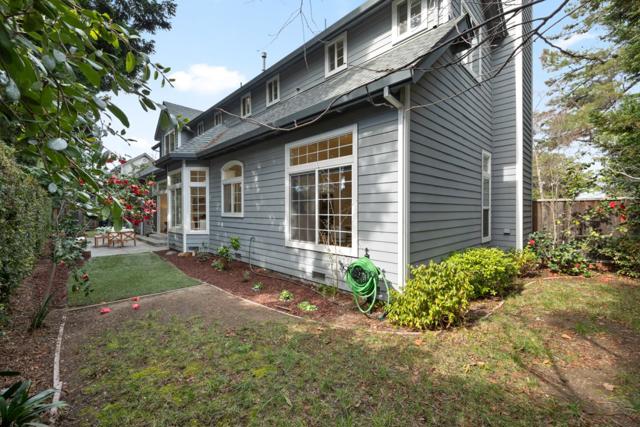 Image 32 of 37 For 829 Moraga Drive