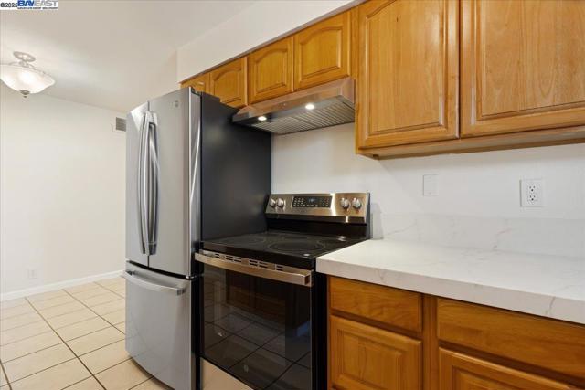 4037 Lana Terrace, Fremont CA: https://media.crmls.org/mediaz/4646c60d-4bd3-4318-8574-1285d3b3a4c8.jpg