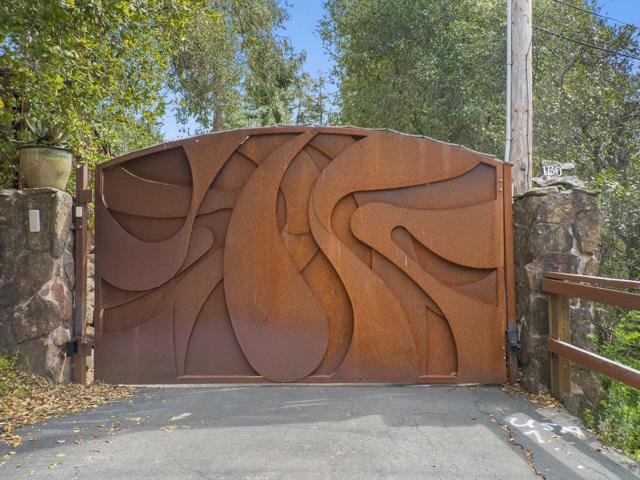 1130 Rebecca Drive, Boulder Creek CA: https://media.crmls.org/mediaz/46491156-5053-4f7d-8725-ea4cb57ca0a4.jpg