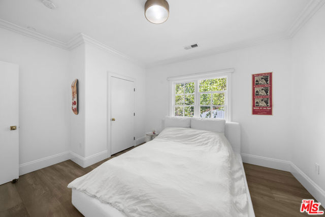 Image 26 of 49 For 12917 Galewood Street