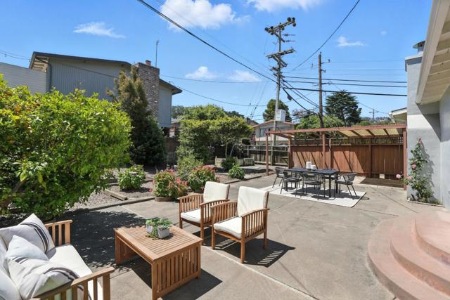 381 Granada Drive, South San Francisco CA: https://media.crmls.org/mediaz/464a0fcf-f25e-4794-b4f6-f861b77e1916.jpg