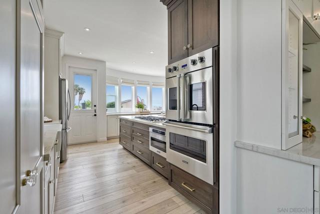 819 Van Nuys Street, San Diego CA: https://media.crmls.org/mediaz/464a42ef-3640-4878-9412-576bae706fd7.jpg