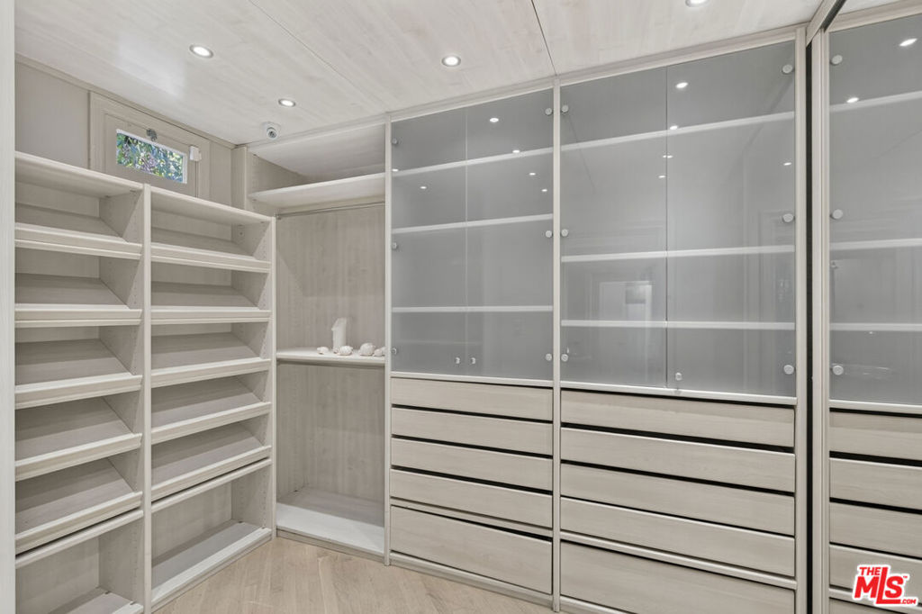 MLS #26833791 image #28