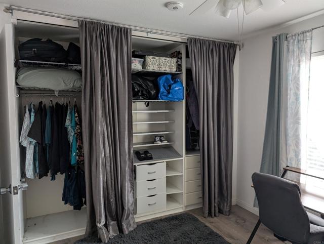 564 Larchwood Drive, San Marcos CA: https://media.crmls.org/mediaz/464bfe45-e6c5-4c01-8b95-6ee5842b7246.jpg