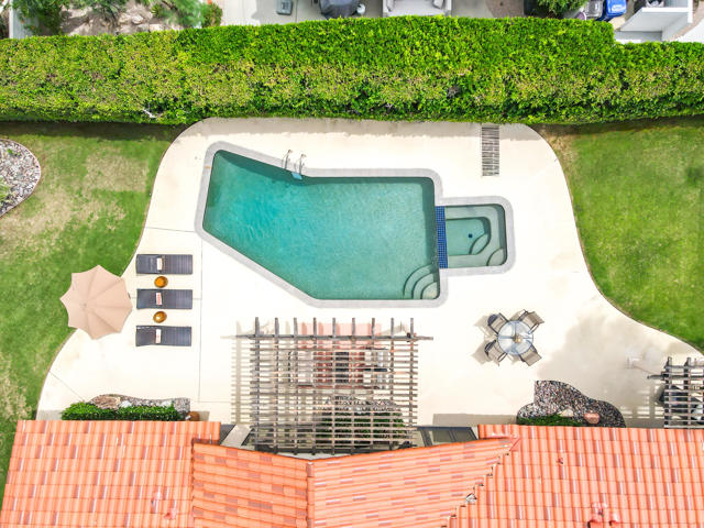 2305 E Sonora Road, Palm Springs CA: https://media.crmls.org/mediaz/464d3d06-136d-4e12-98ef-eb6a8f2525a2.jpg