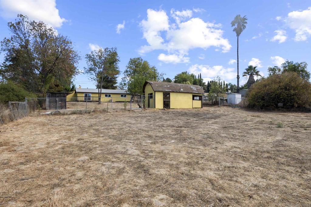 MLS #250040937SD image #32