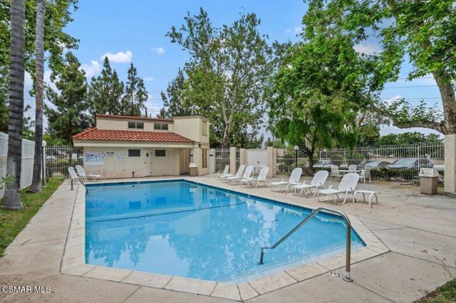 3390 Darby Street, Simi Valley CA: https://media.crmls.org/mediaz/464de82e-7677-4c24-9f39-6a2f9dba4e3d.jpg