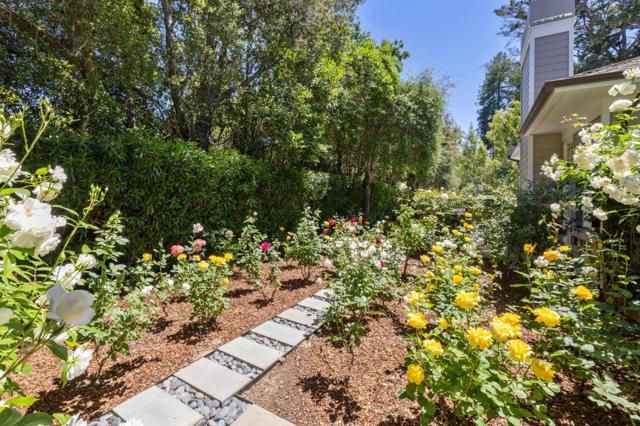 3295 Woodside Road, Woodside CA: https://media.crmls.org/mediaz/464e4048-1a33-43fb-81f6-4b70ef674b12.jpg